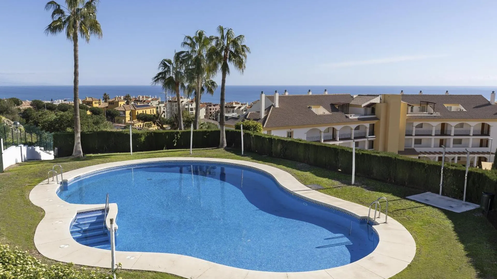 Peaceful Studio With Amazing Sea Views And Free Parking Benalmadena